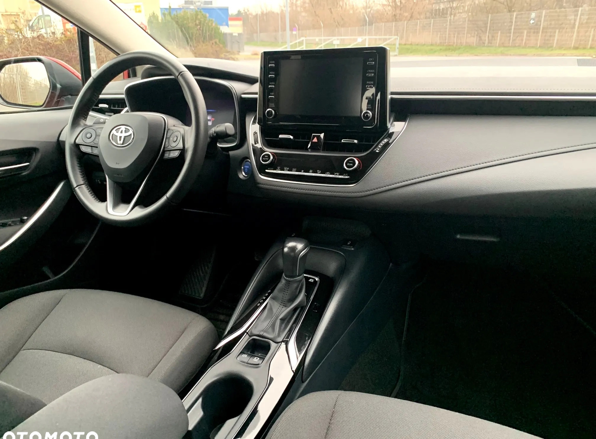 Toyota Corolla cena 79900 przebieg: 37000, rok produkcji 2020 z Radzyń Chełmiński małe 137